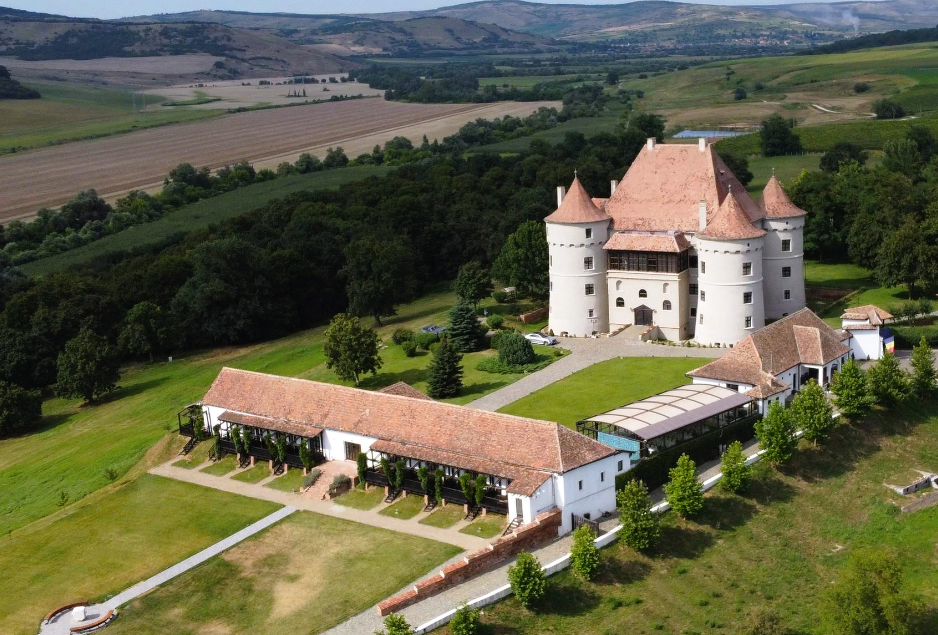 Castel Bethlen-Haller, istorie și patrimoniu.