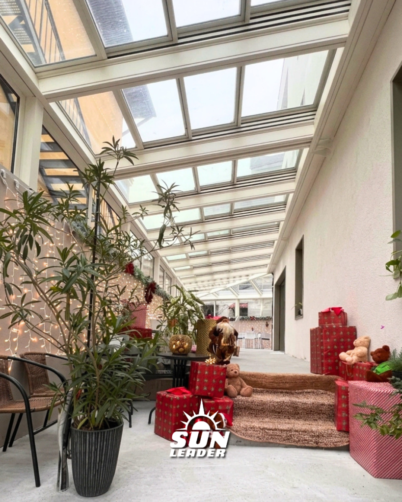 Terasă din sticlă retractabilă HoReCa | Pergola Cotroceni — SunLeader