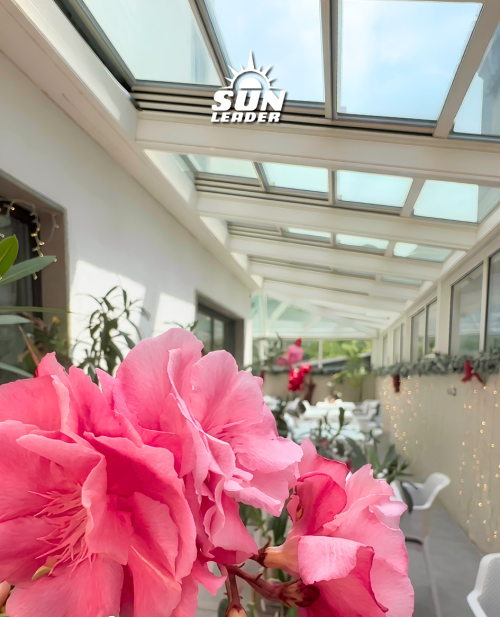 Terasă din sticlă retractabilă HoReCa | Pergola Cotroceni — SunLeader